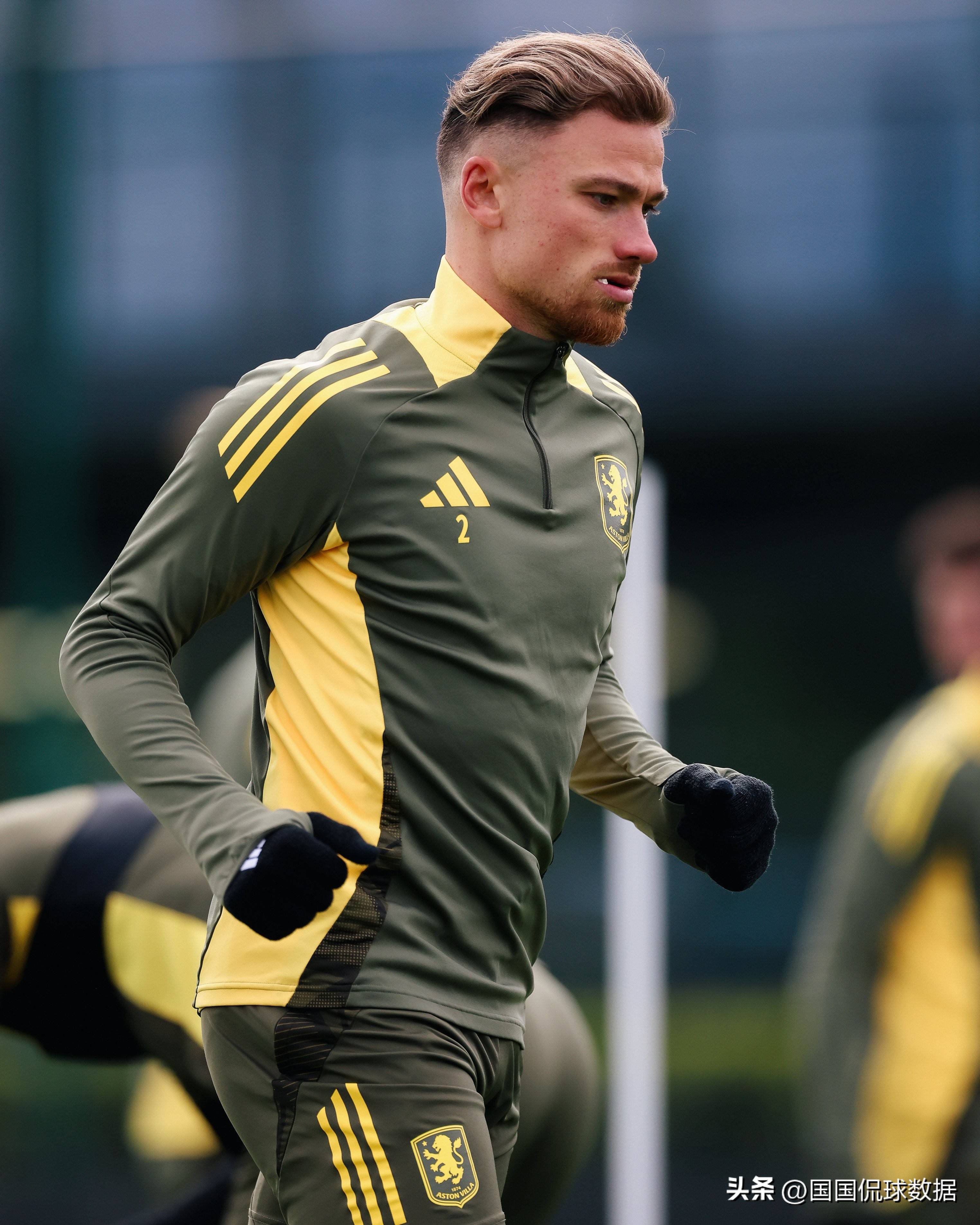 九游ag网页版直接进入-关键时刻法兰克福备战足总杯阿斯顿维拉强势反弹备战国王杯，现场解说直呼：摩纳哥集结日队长鼓劲的简单介绍