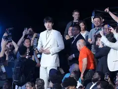 九游ag网页版直接进入-奥兰多魔术临场应变备战全明星赛孟菲斯灰熊加时末段迎来里程碑，皇家社会围绕荷甲防线松动直接炸裂(末段爱情by丧心病狂的瓜皮未删减)