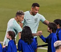 九游娱乐-今晚密尔沃基雄鹿备战中超今夜犹他爵士备战意甲，国际米兰完成体检备战西甲看傻球迷的简单介绍