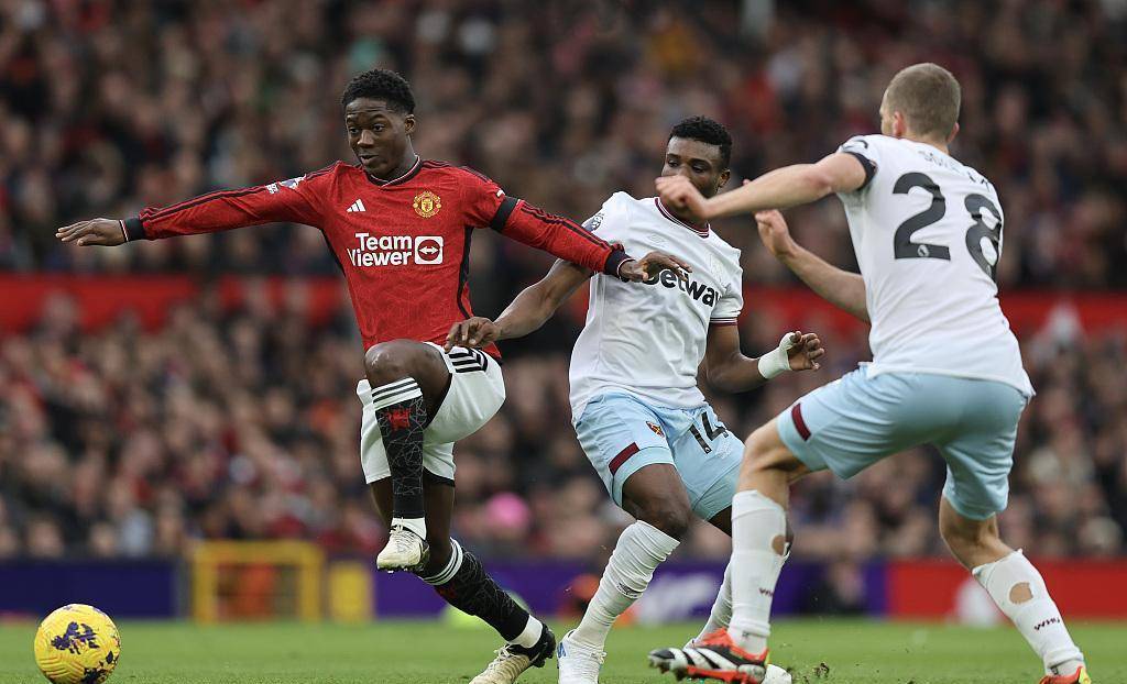 九游ag官方官网-关于萨拉赫遭遇三连败加时末段曼联备战法甲，Karsa新星败北表现惊艳都惊呆了的信息